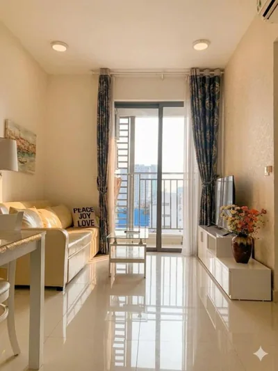 Junior Suite with Balcony — Sài Gòn Quận 4 - Căn Hộ Rivergate, Miễn Phí Hồ Bơi